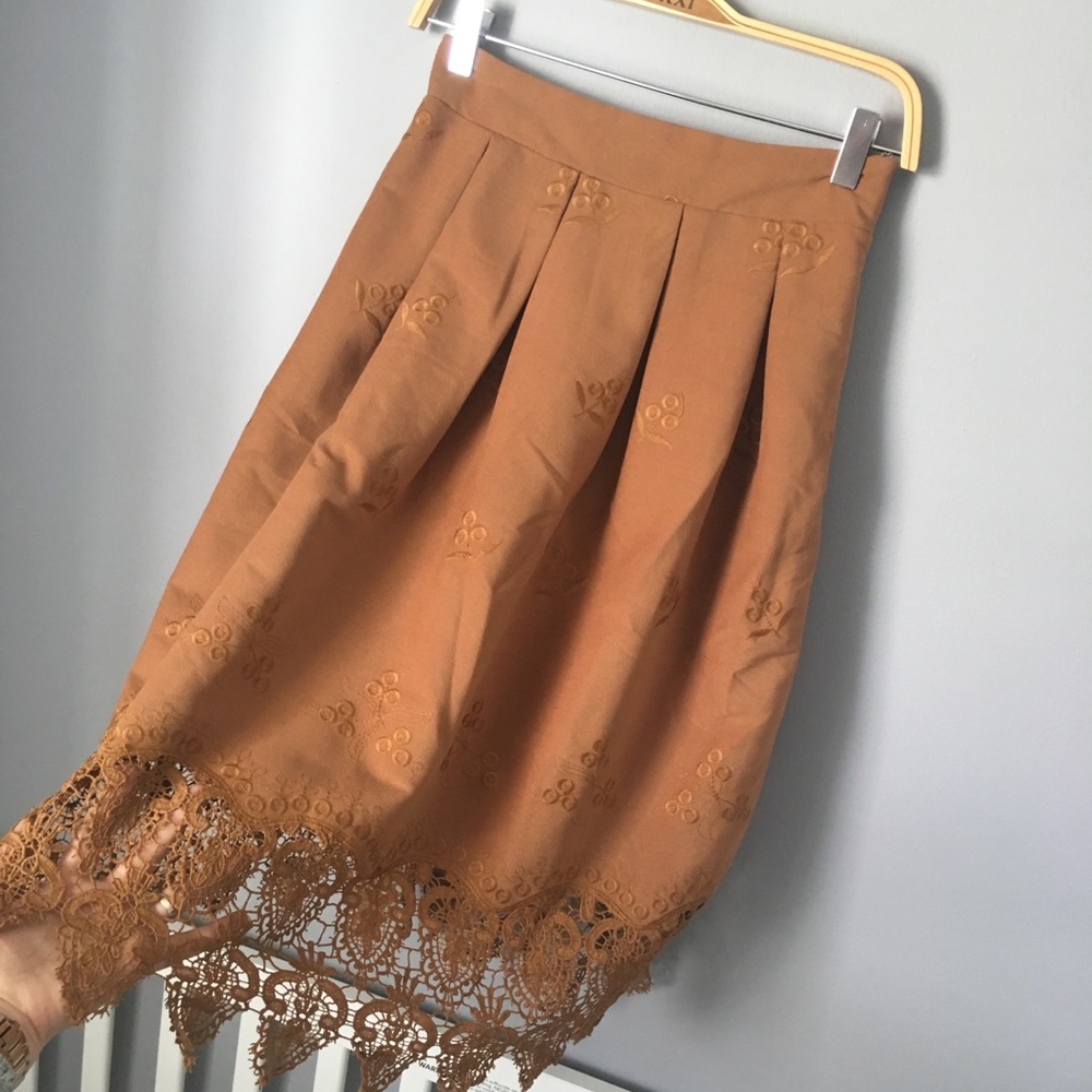 B.6 Moon river skirt - Picture 4 of 8